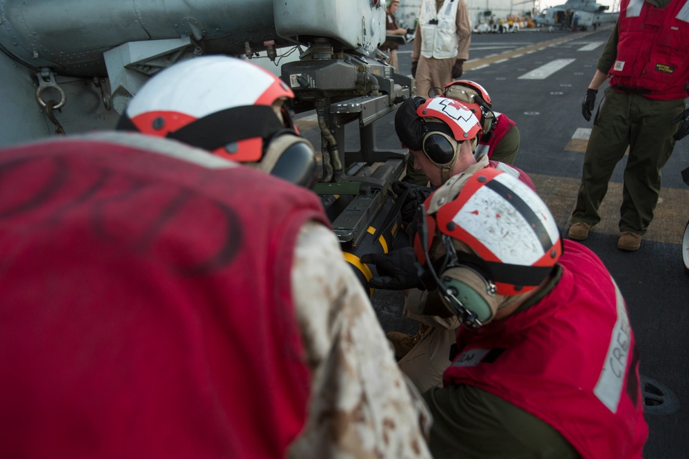 22nd MEU Marines Prep Cobras to Strike from USS Wasp