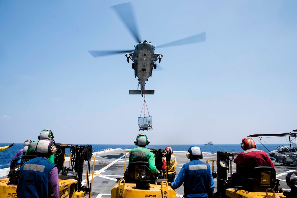 Green Bay Receives Supplies from HSC 25 Via Vertical Replenishment