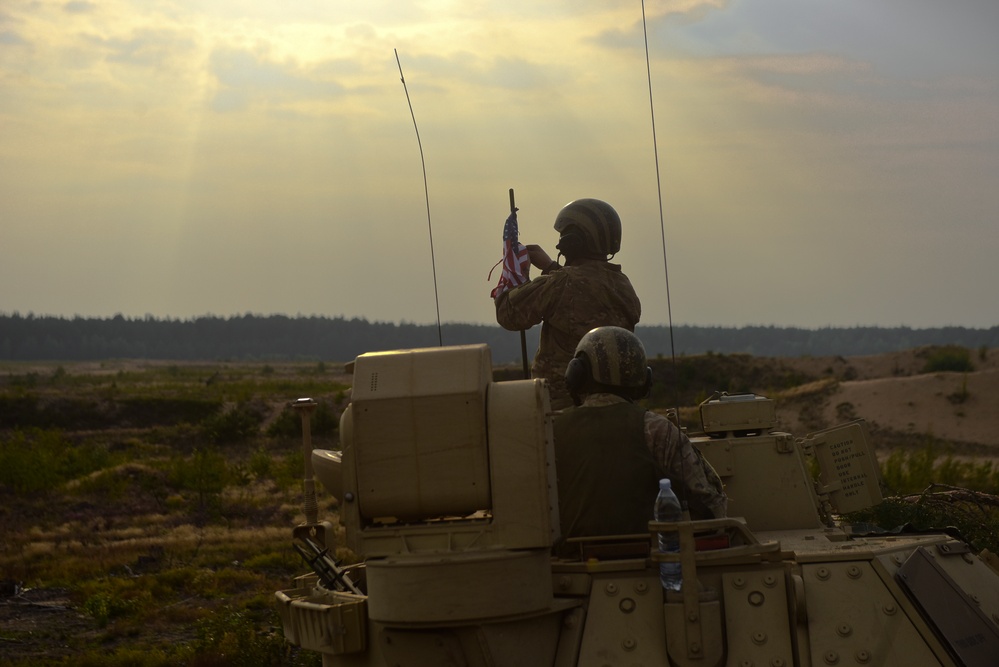 3/69 Armor Soldiers leverage Black Hawks during Eastern European live fire training