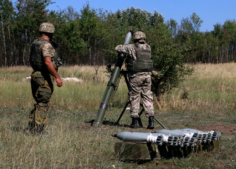 Mustangs and Ukrainians improve mortar skills