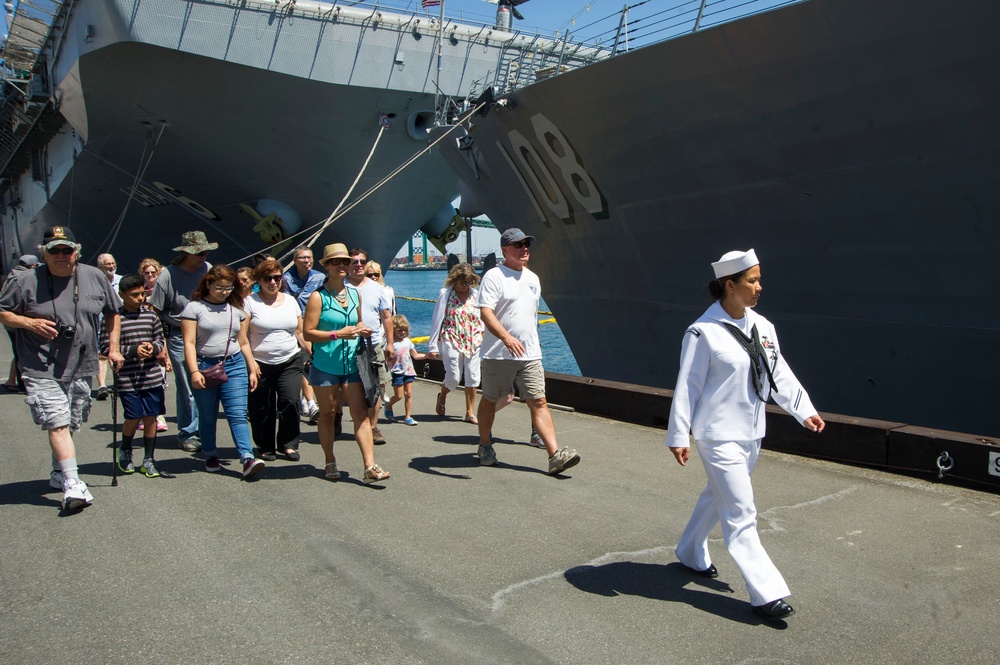 Ship Tours at LA Fleet Week 2016