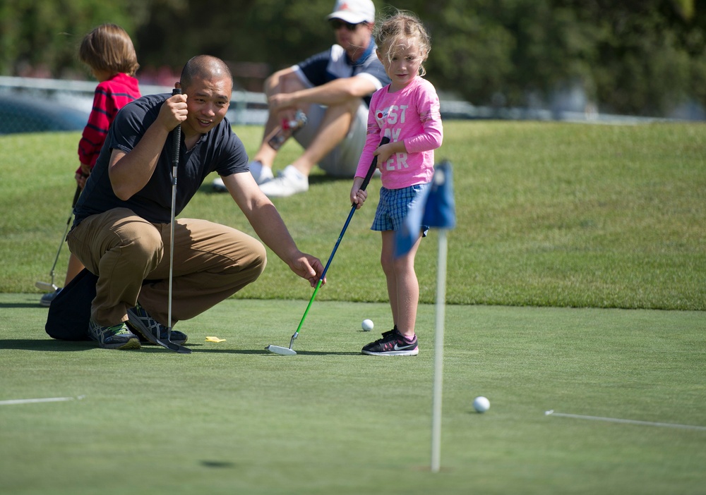 Service Members Volunteer at The First Tee, During LA Fleet Week 2016
