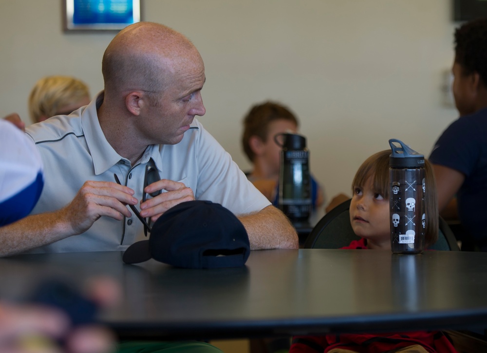 Service Members Volunteer at The First Tee During LA Fleet Week 2016