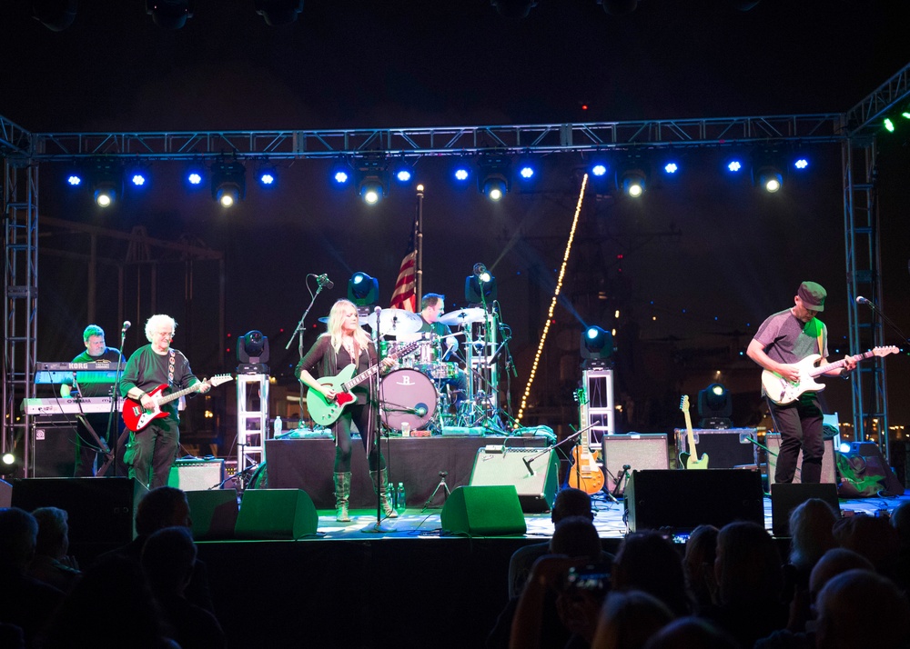 Jefferson Starship Plays for Service Members During LA Fleet Week 2016