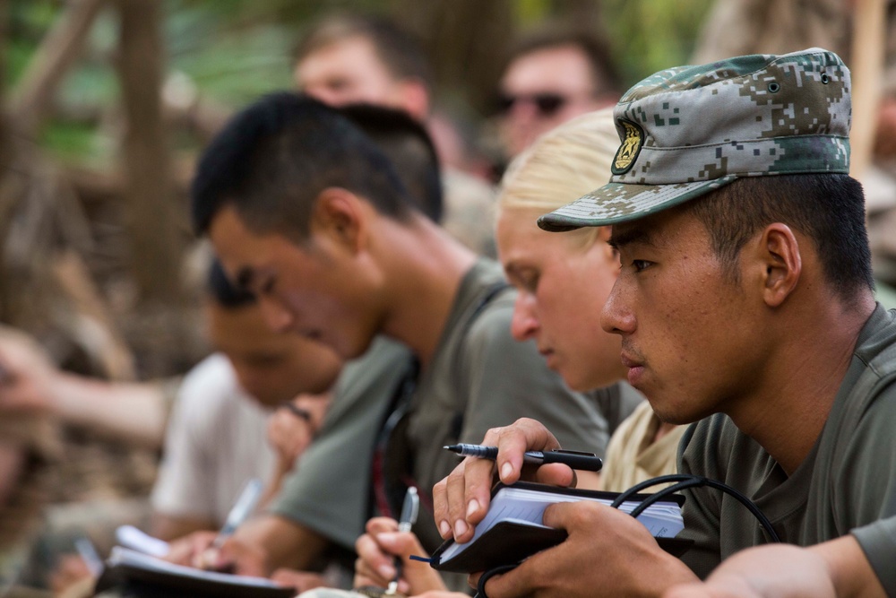 Exercise Kowari participants set the bait