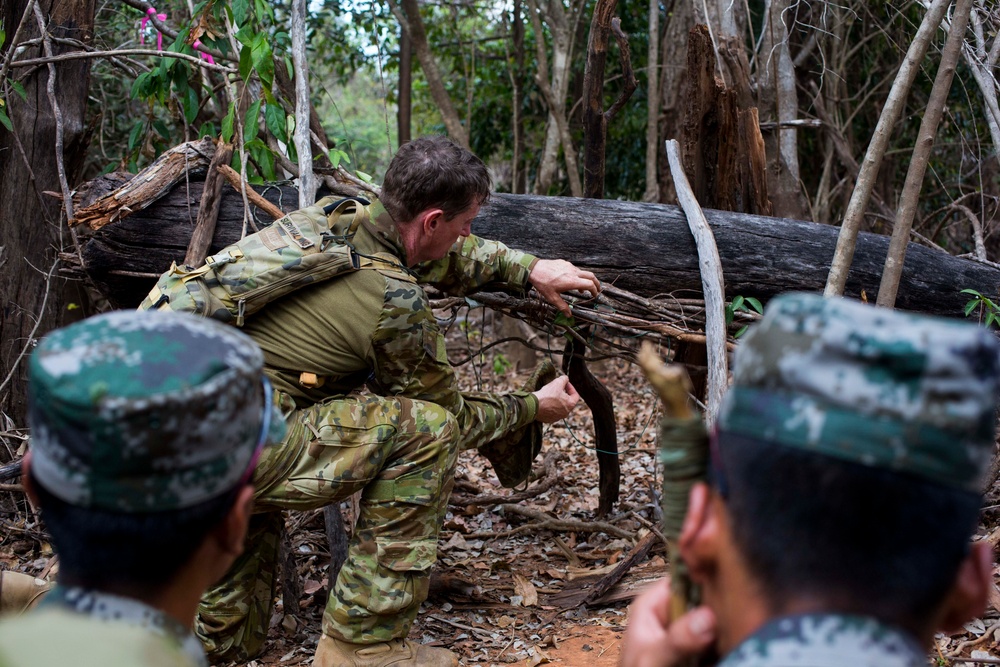 Exercise Kowari participants set the bait