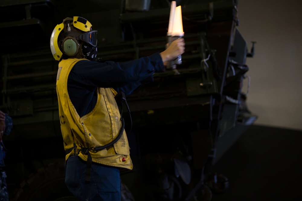 Wasp Sailors Conduct LCAC Operations