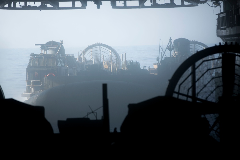 Wasp Sailors Conduct LCAC Operations