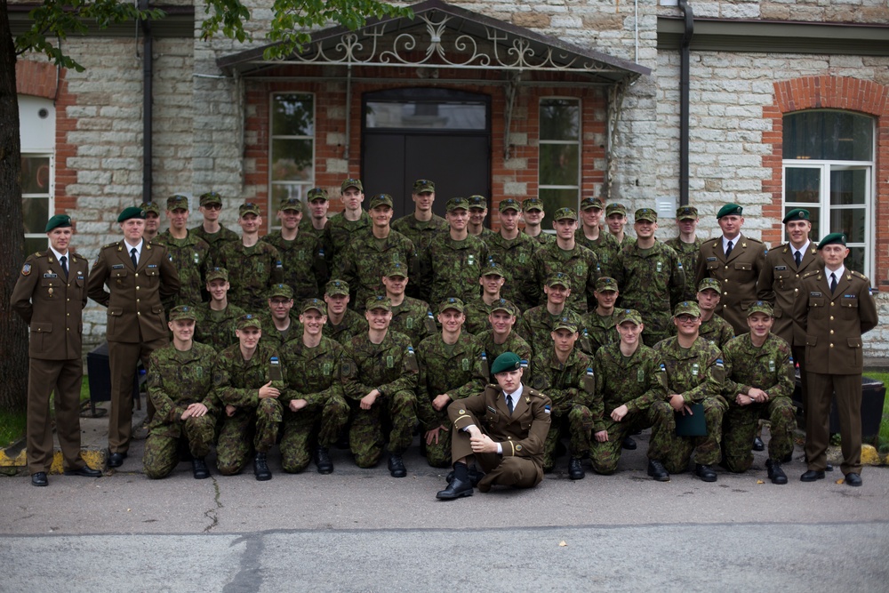 Estonian Conscripts Graduate From Signal Battalion