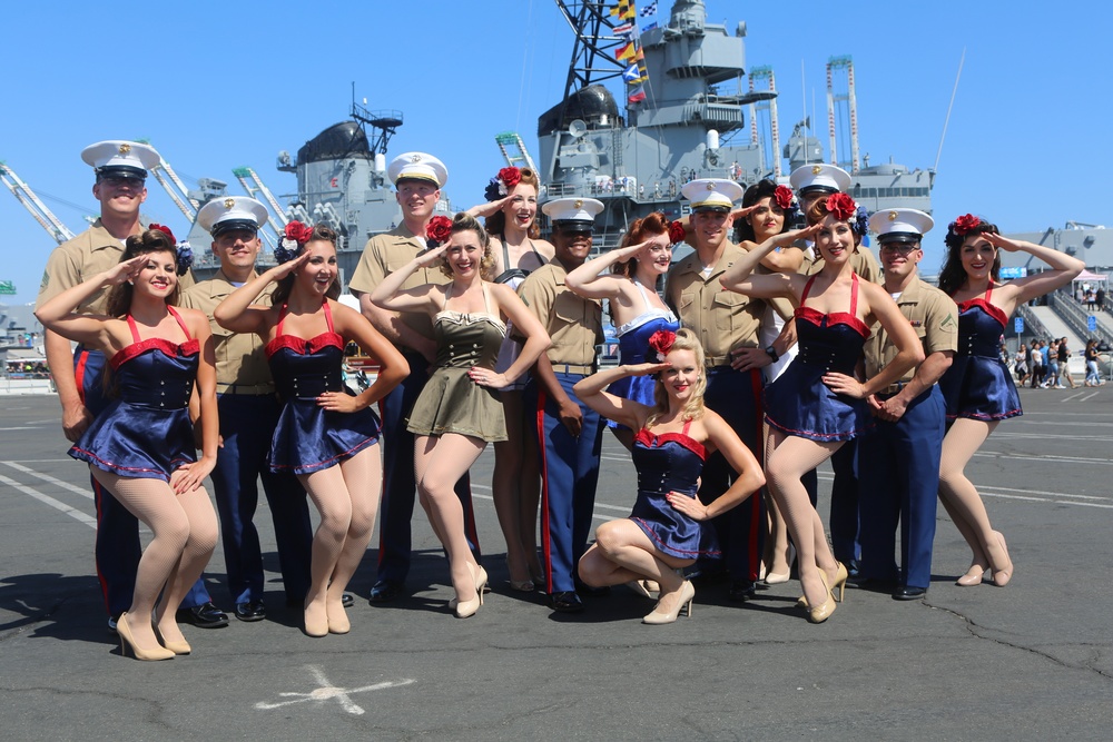 U.S. Marines Steal Pin Up Girls’ Hearts During L.A Week