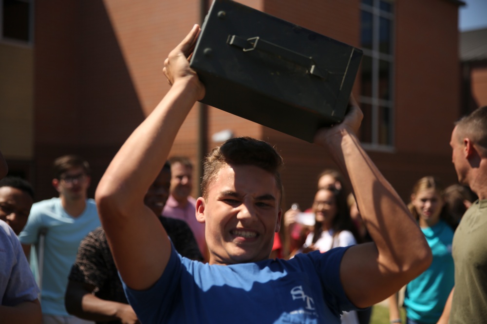 Meet the Marines: High schoolers take on fitness test