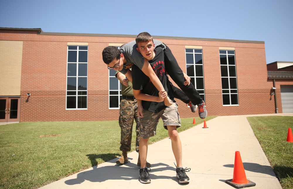 Meet the Marines: High schoolers take on fitness test