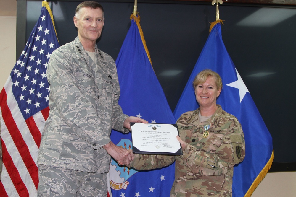 DLA director recognizes service members and civilians at awards ceremony
