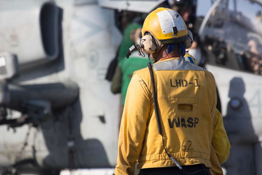 22nd MEU Marines Launch Aircraft From USS Wasp