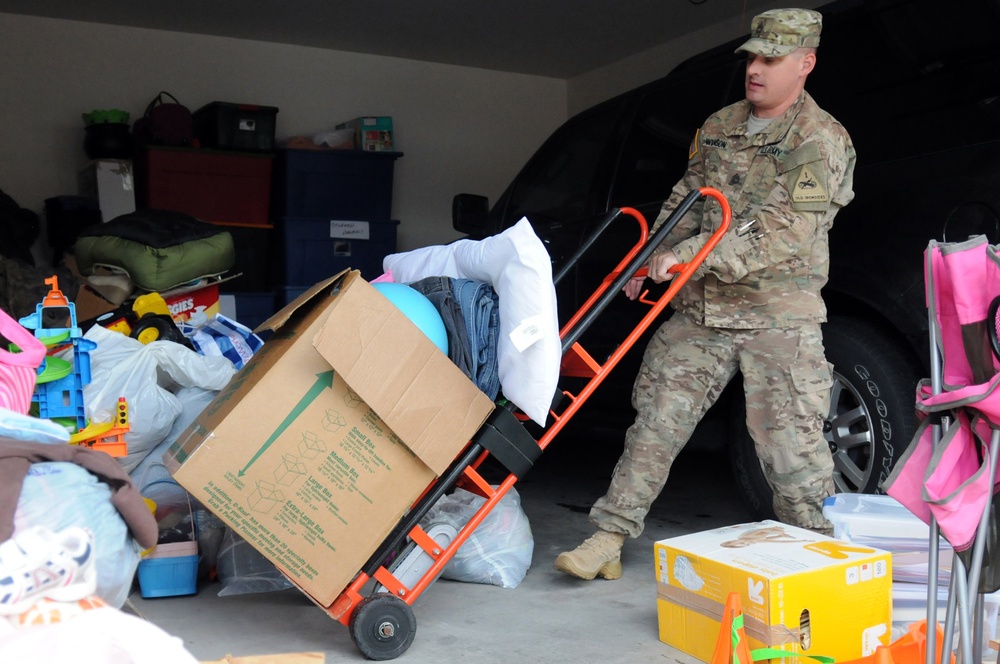 DIVARTY SOLDIER EMBARKS ON HUMANITARIAN MISSION
