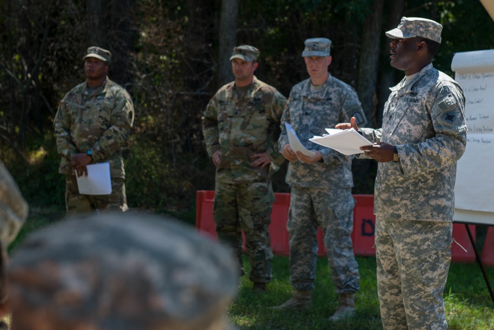 National Guard, Reserve Soldiers conduct urban operations training