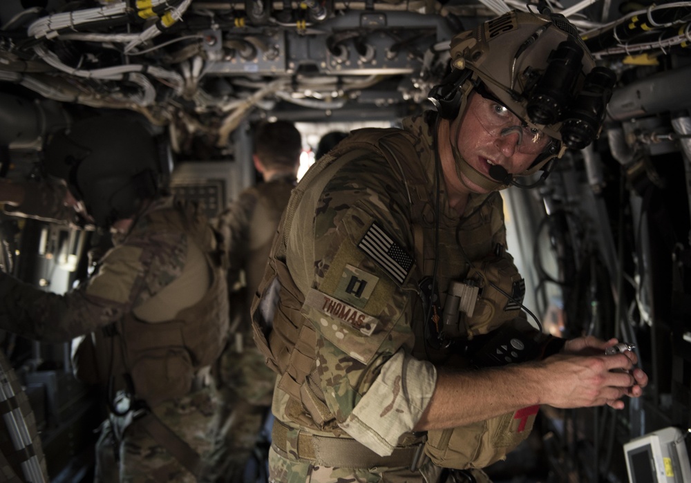Airmen from the 1st SOSS test their medical skills onboard a CV-22