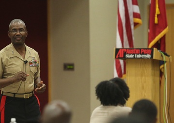 Building for the future: Marines hold leadership seminar at Austin Peay