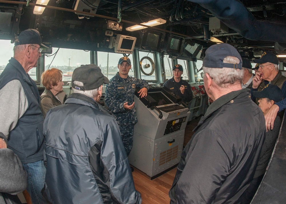 Local VFW Post Tours USS Shoup