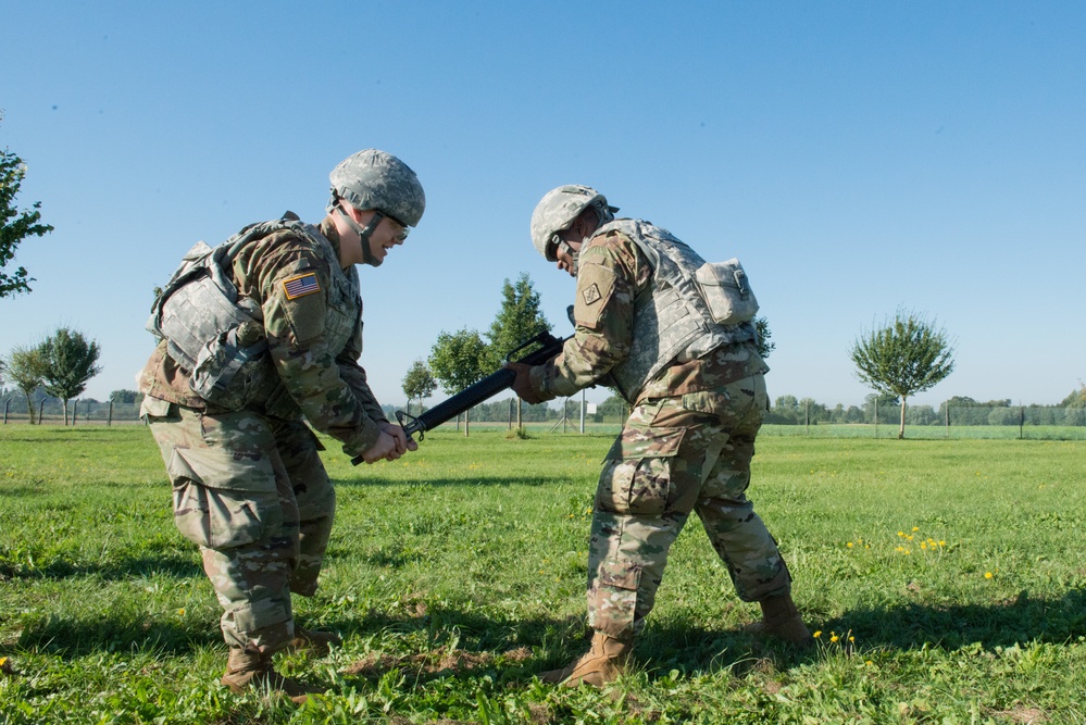128th Signal Company practices React to Man to Man Contact Warrior Task