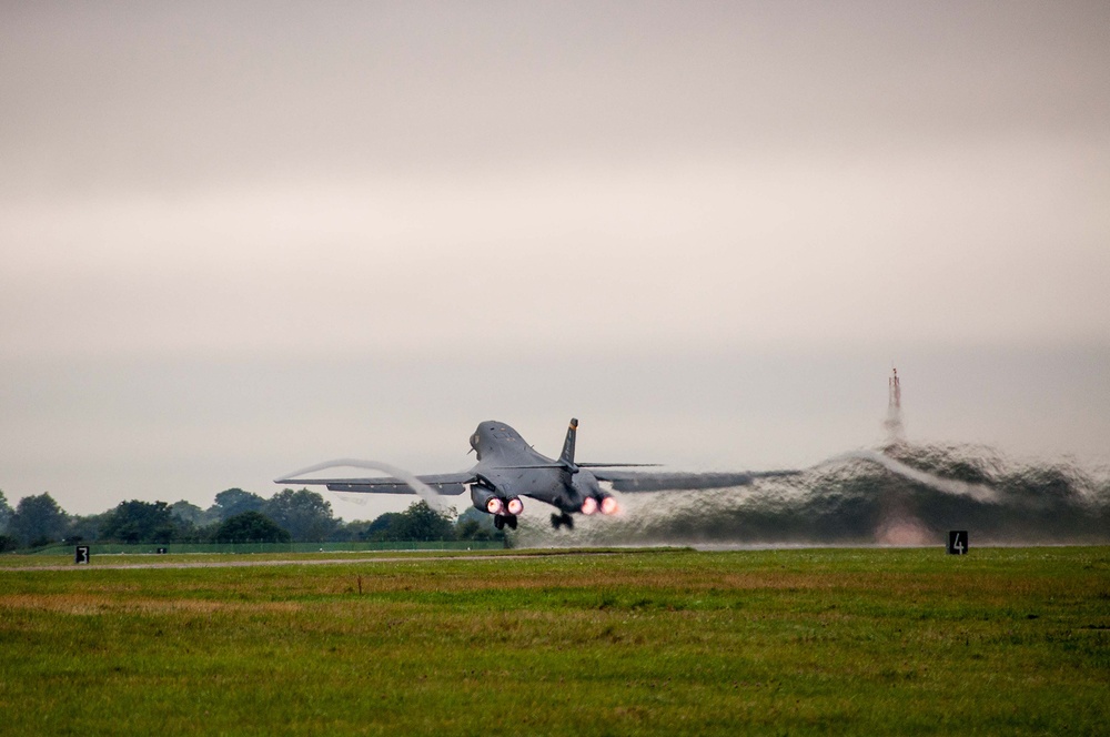 Dyess B-1 first flight for Ample Strike