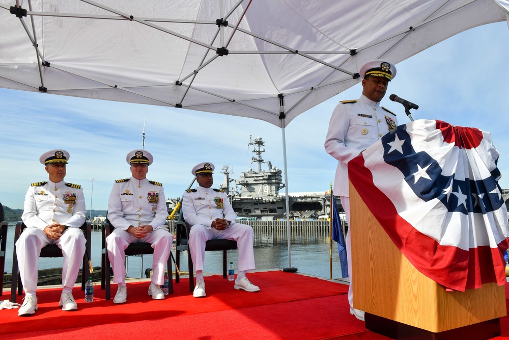 DVIDS News Naval Base Kitsap Holds Change Of Command   1000w Q95 