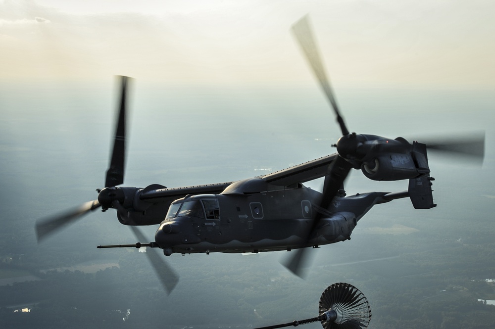 Ospreys conduct air-to-air refueling training
