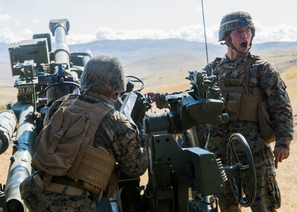 U.S. Marines fire artillery during Agile Spirit 16