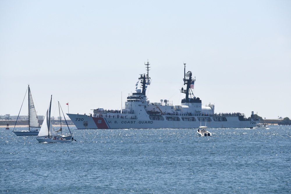 San Diego Fleet Week Sea and Air Parade