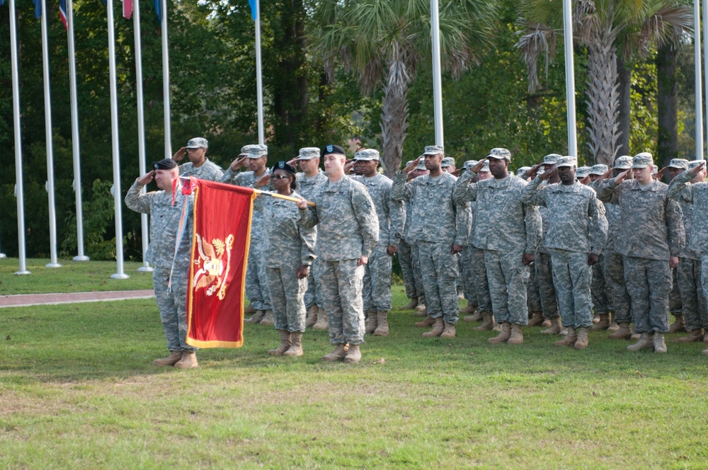 207th Regional Support Command changes command