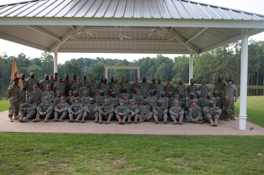 207th Regional Support Command changes command