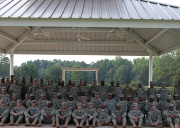 207th Regional Support Command changes command