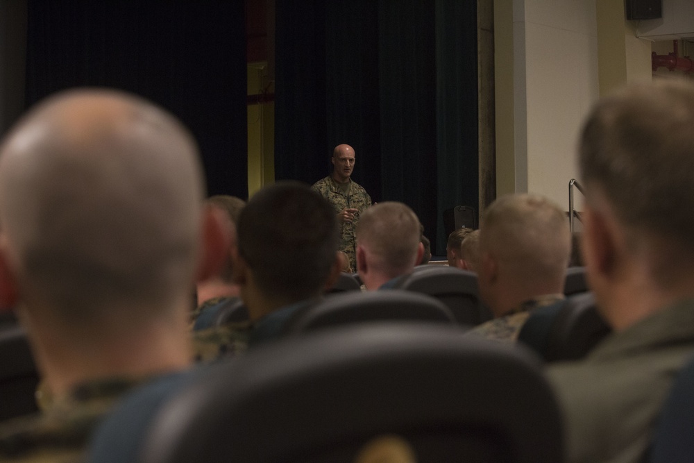 Commander's Brief Valiant Shield 16