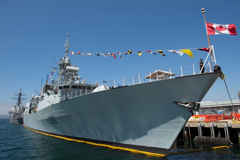HMCS Winnipeg Visits San Diego