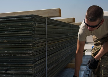 CMRE palletizes matting