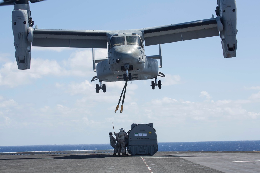 22nd MEU Marines Lift Harrier Engine from Wasp to Big Horn