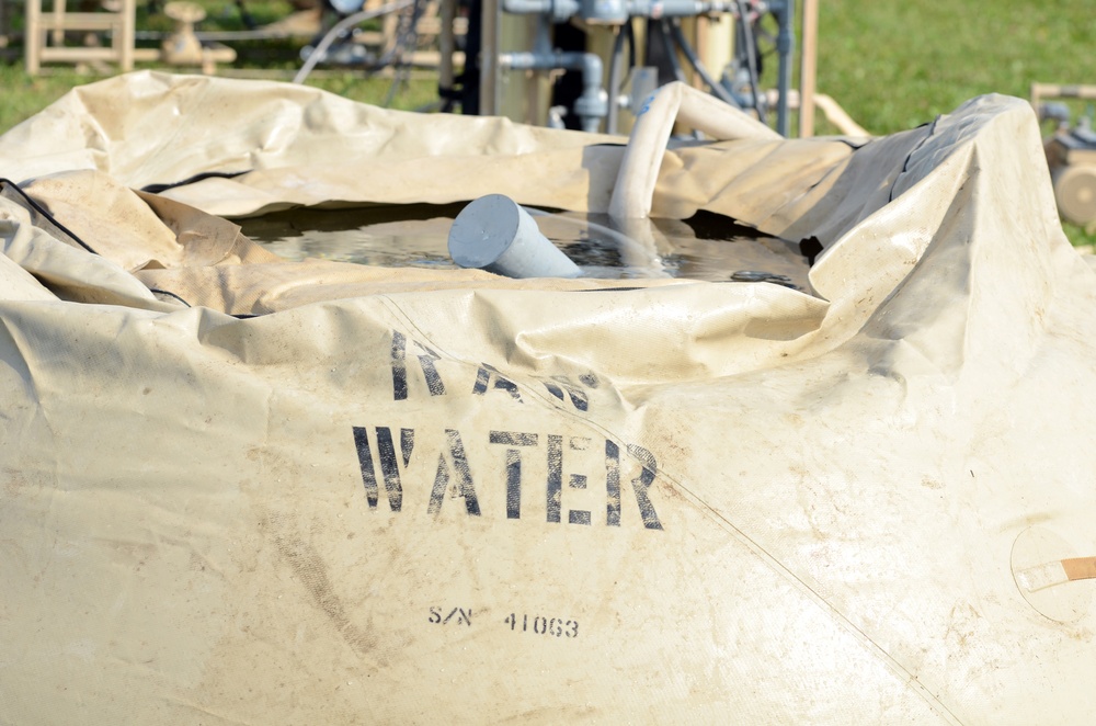 Paratroopers fresh ideas provide clean water for Immediate Response 16