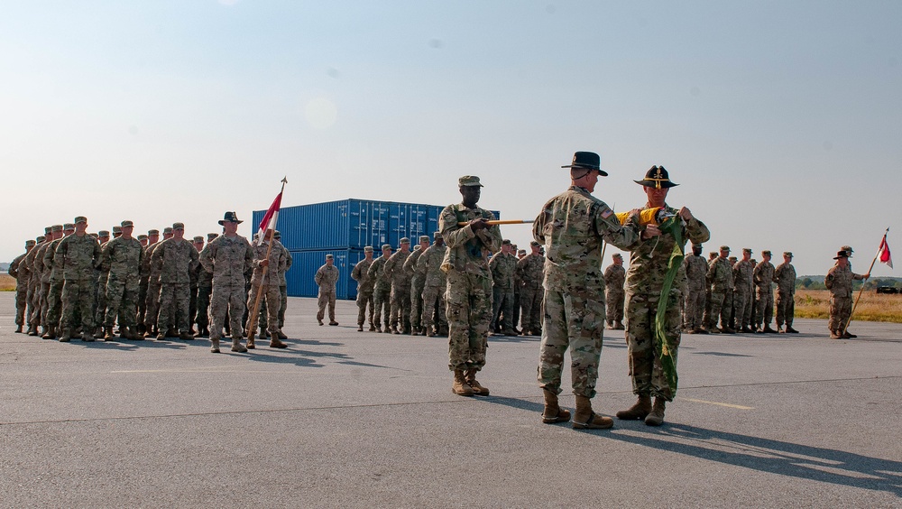 5-7 CAV, 1 ABCT, 3rd ID cases colors concluding Atlantic Resolve 2016 rotation