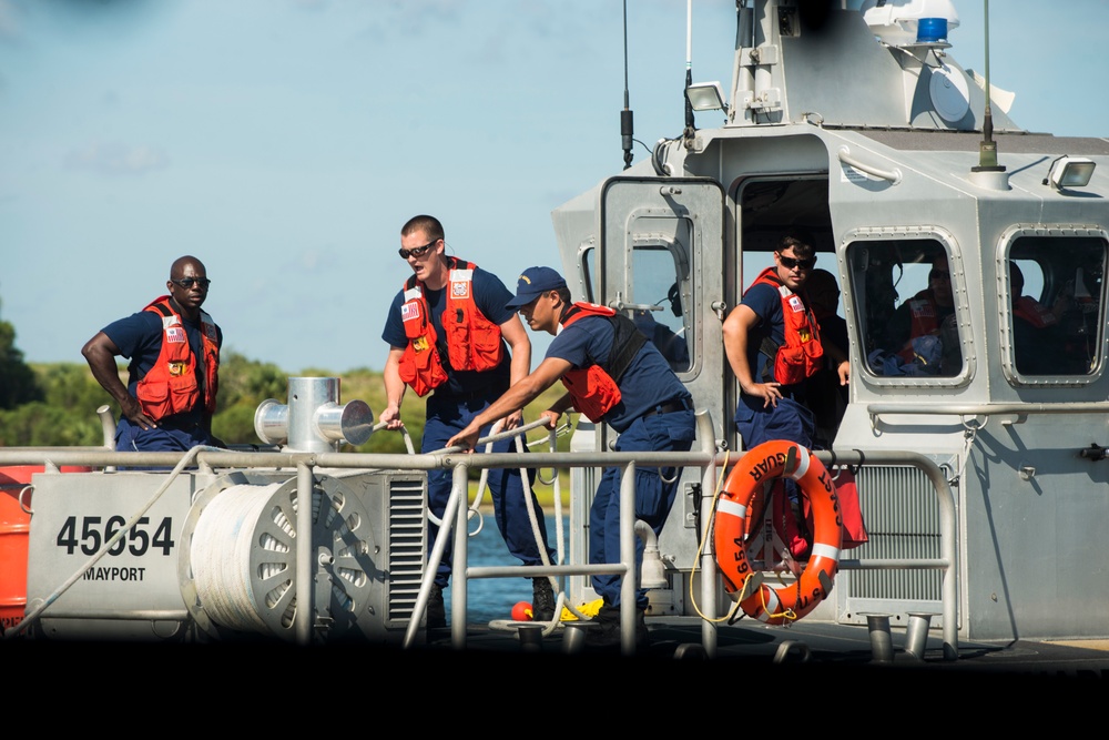 Coast Guard Response Boat—Medium school