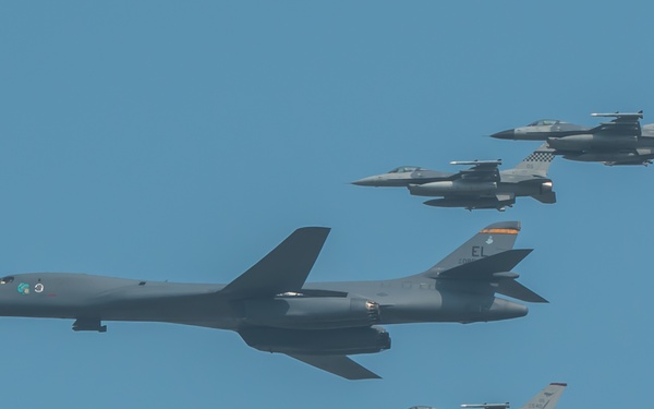 B-1 Flyover