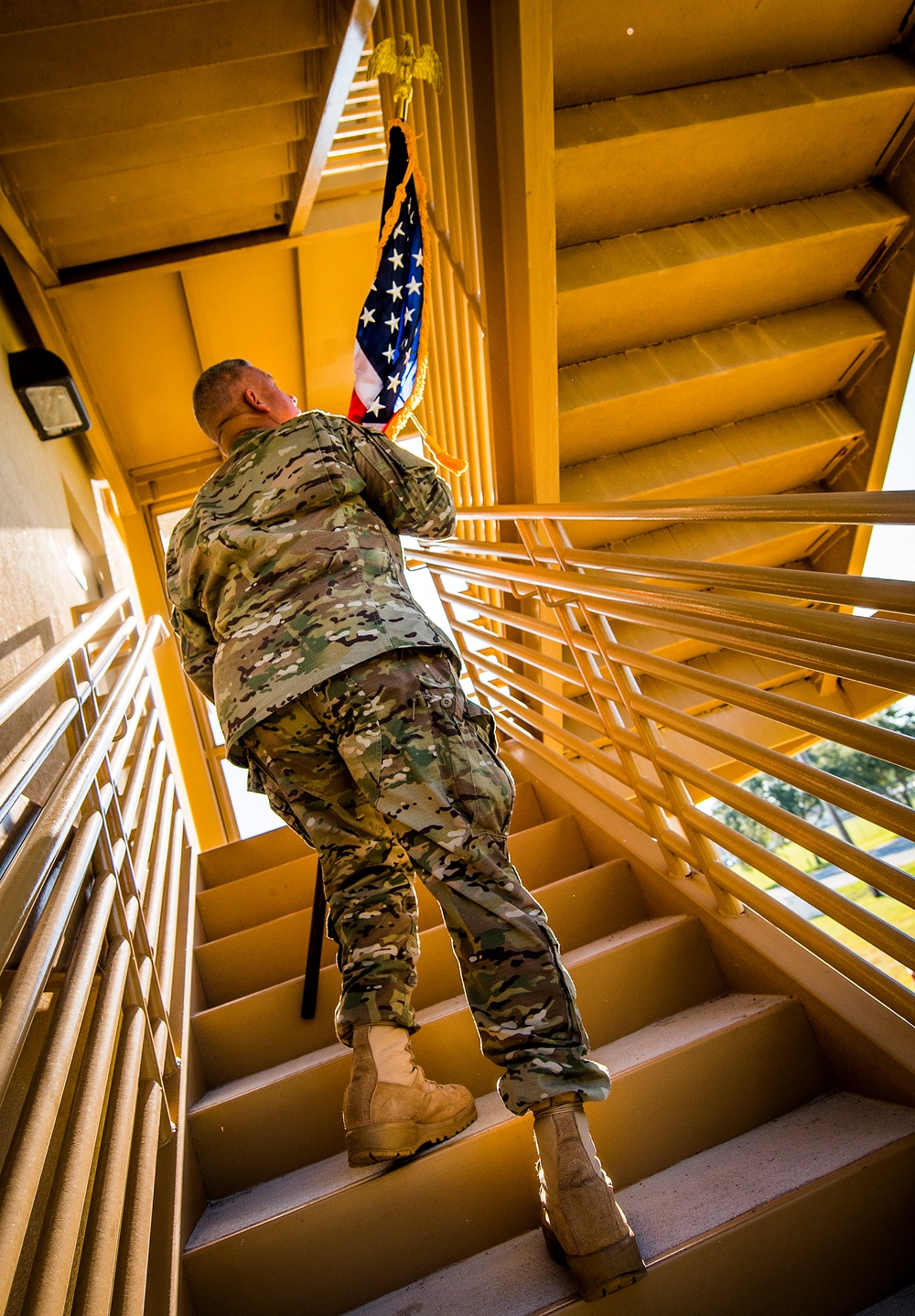 Airmen participate in 24-hour 9/11 stair climb