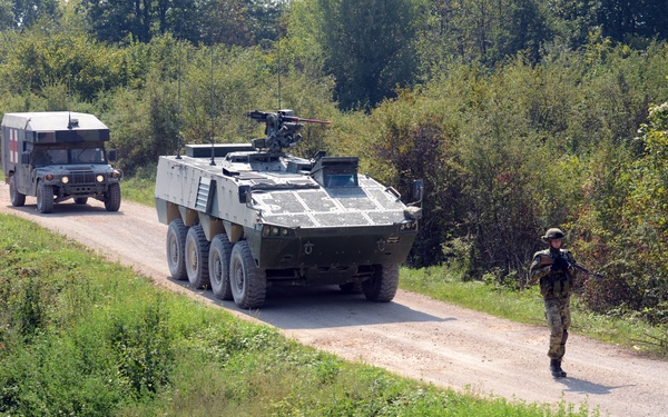 Croatian mobile infantry shows off Croatia’s military might during IR16