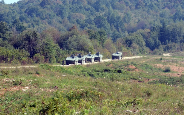 Croatian mobile infantry shows off Croatia’s military might during IR16