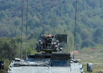 Croatian mobile infantry shows off Croatia’s military might during IR16