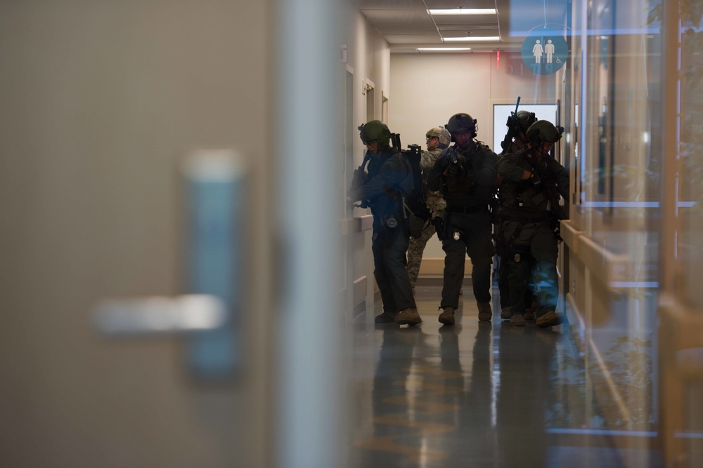 Special Reaction Team Training at FBCH