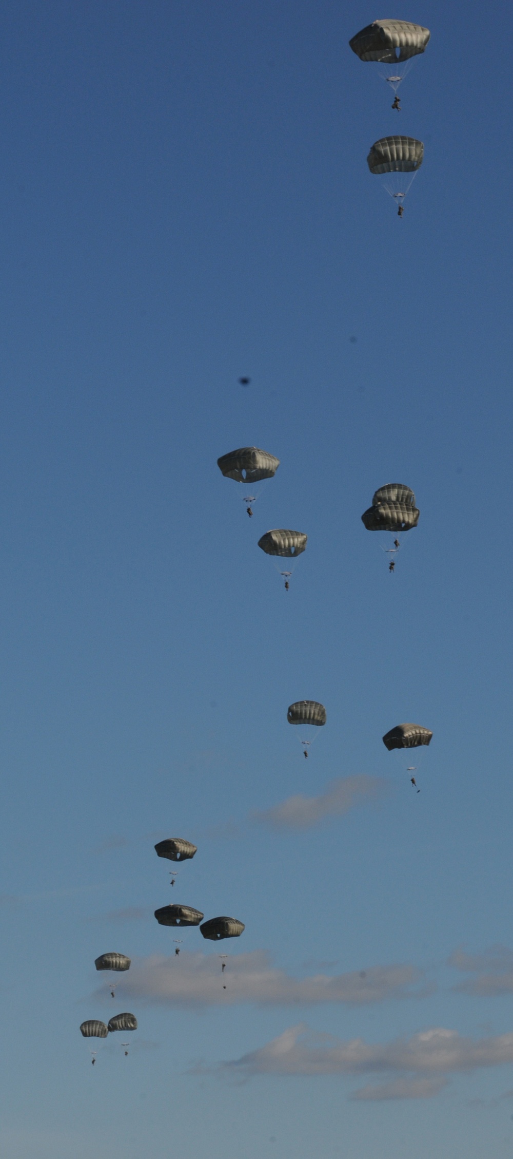 ‘Sky Soldiers’ jump into Lithuania