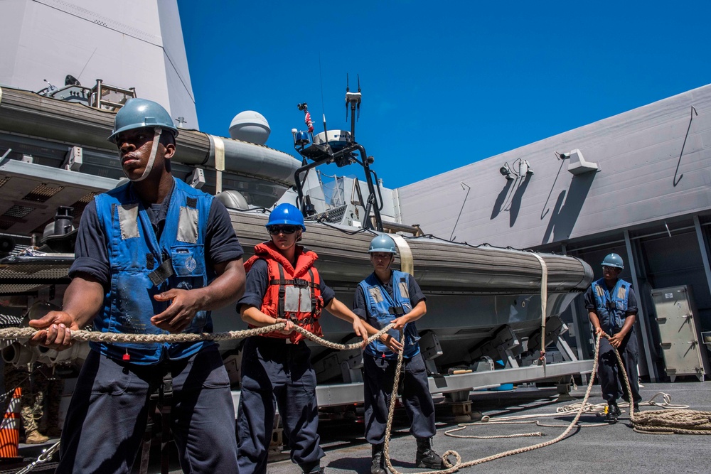 Green Bay and the Bonhomme Richard Expeditionary Strike Group Conduct a Replenishment at Sea