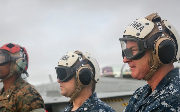 Valiant Shield 16: Rear Adm. Hurley visits Marines