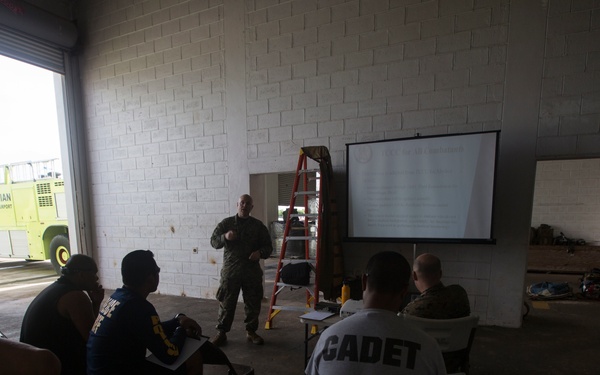Valiant Shield: Central Marianas Port Authority receives Combat Lifesaver course