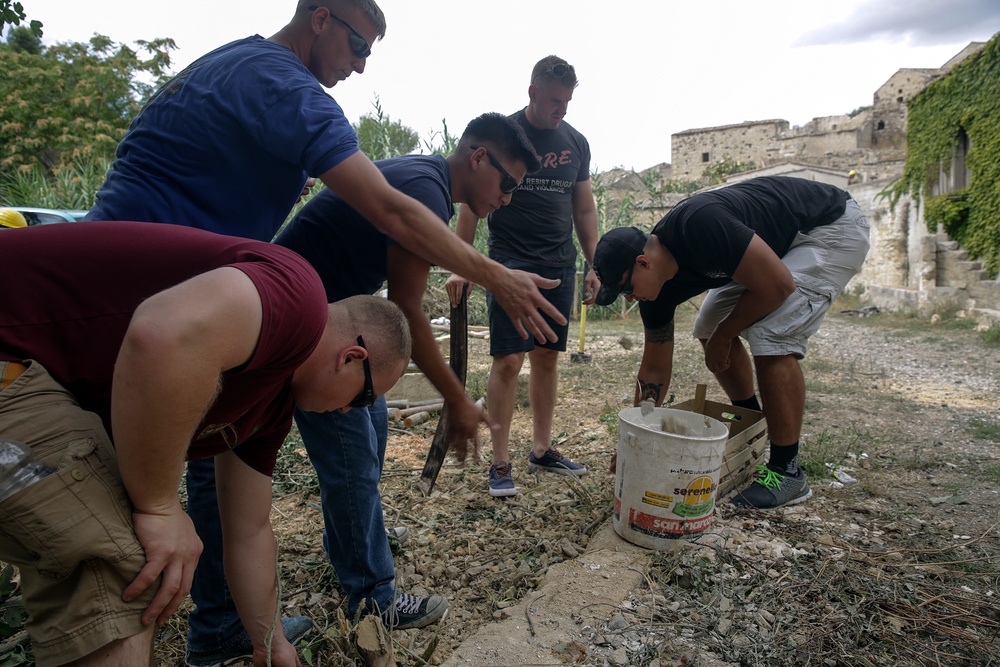 Marines restore historic Italian site